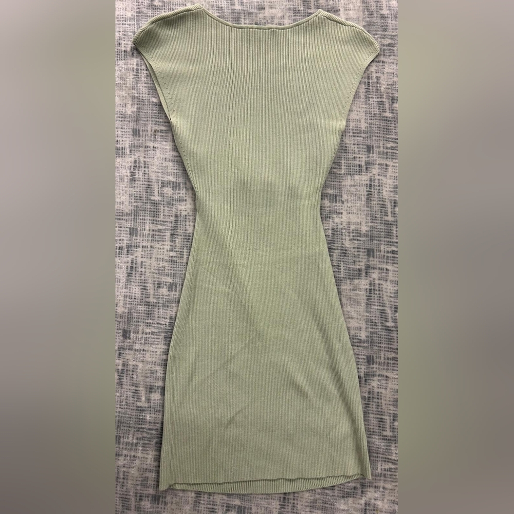 Wilfred Sage Ribbed Midi Dress